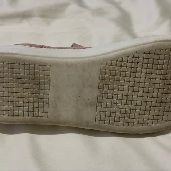 Blush pink canvas shoes. - Picture 6 of 7